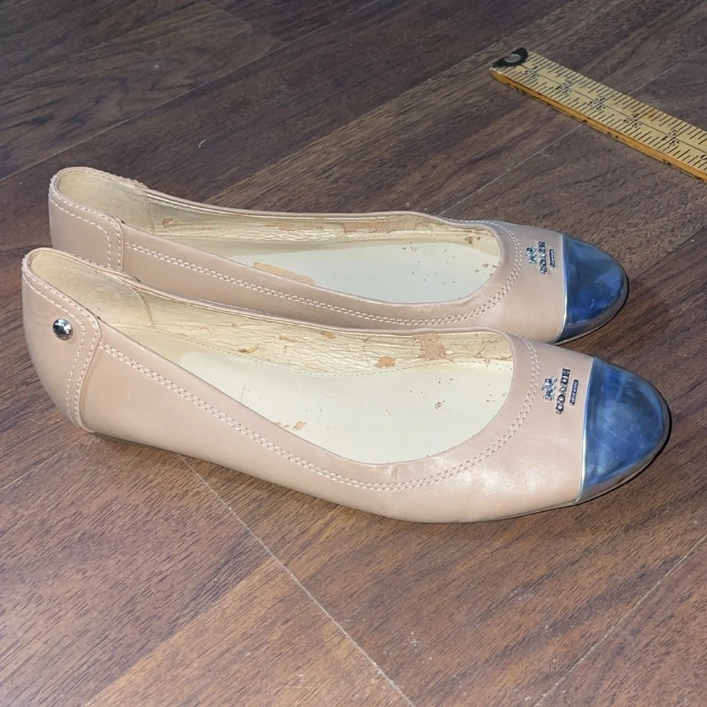 COACH Chelsea  ballet leather flats size 7.5